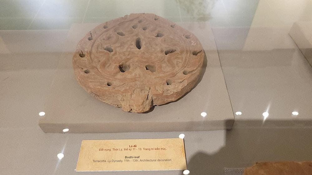 Many intricately decorated ceramic products are featured at the Hai Phong Museum