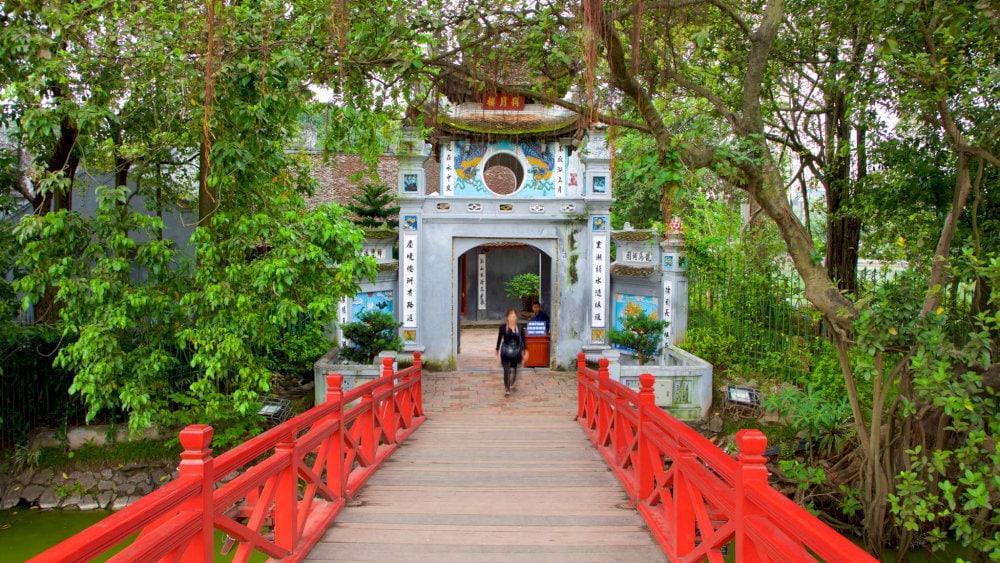 Ngoc Son Temple can be closed in some specific dates of the month