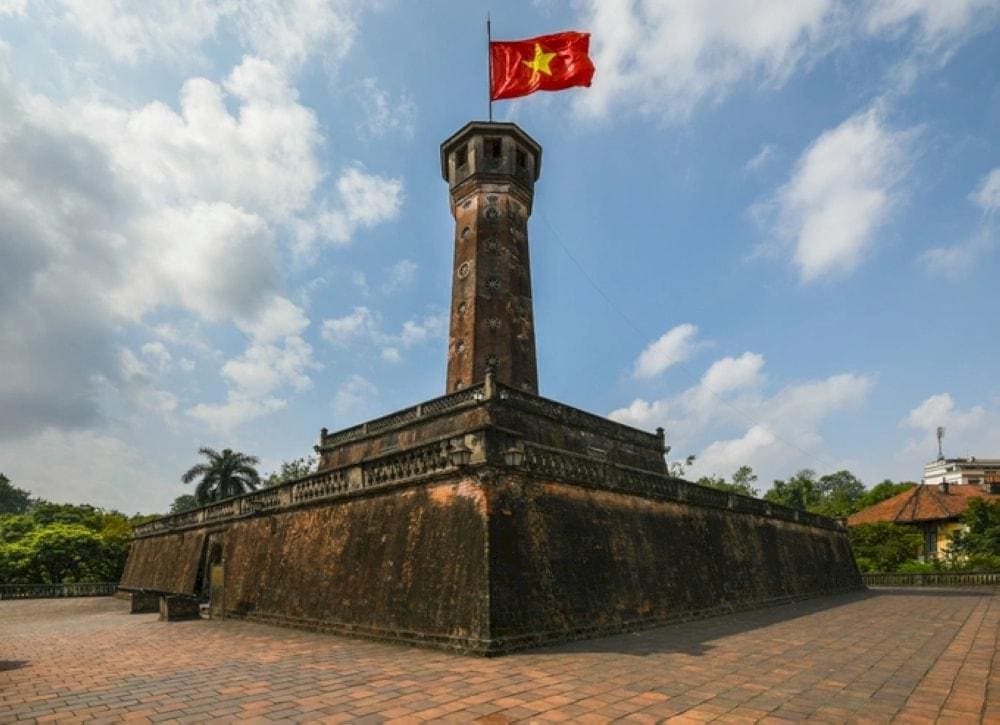 Hanoi Flag Tower still stands proud after 200 years