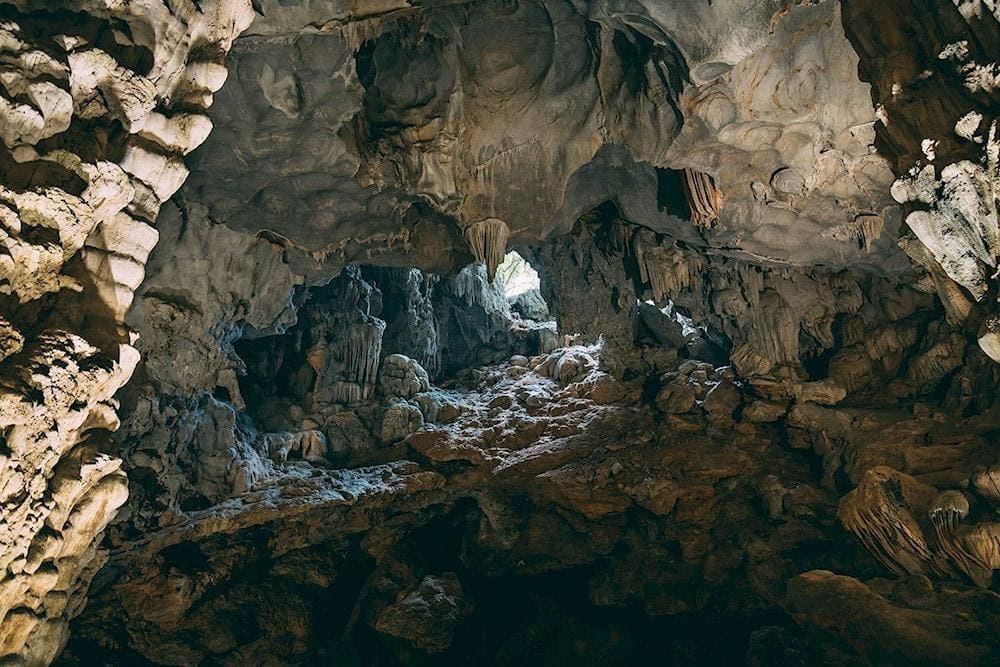 The second chamber is often regarded as the crown jewel of Thien Cung Cave due to its immense size and breathtaking formations
