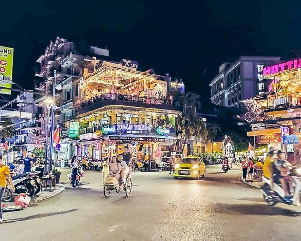 A must-visit destination to explore Hue nightlife
