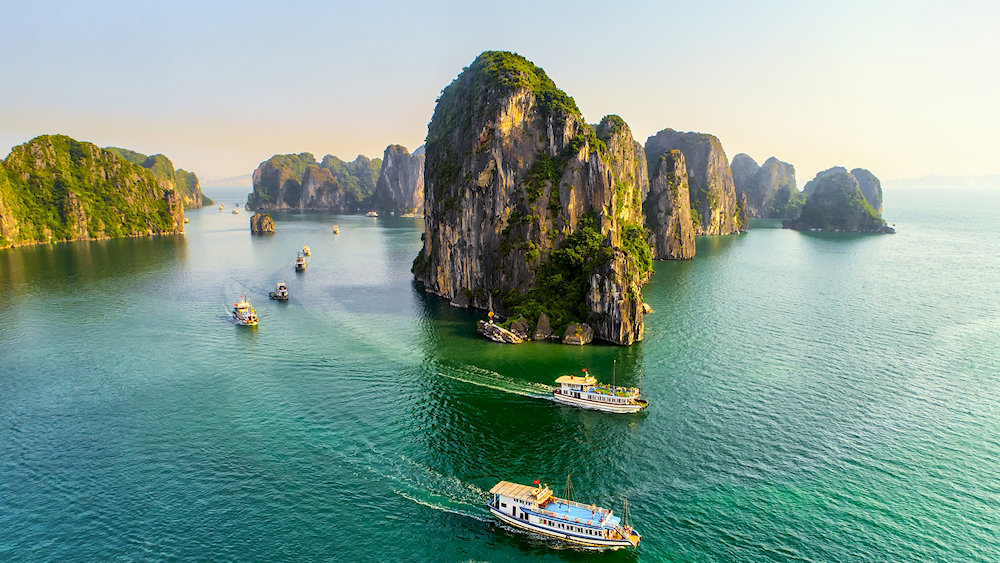 The panoramic Halong Bay cruises are loved by many tourists for their stunning views and relaxing experience