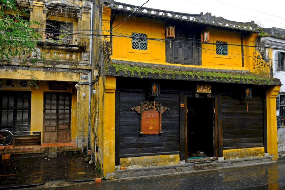 Tan Ky Ancient House