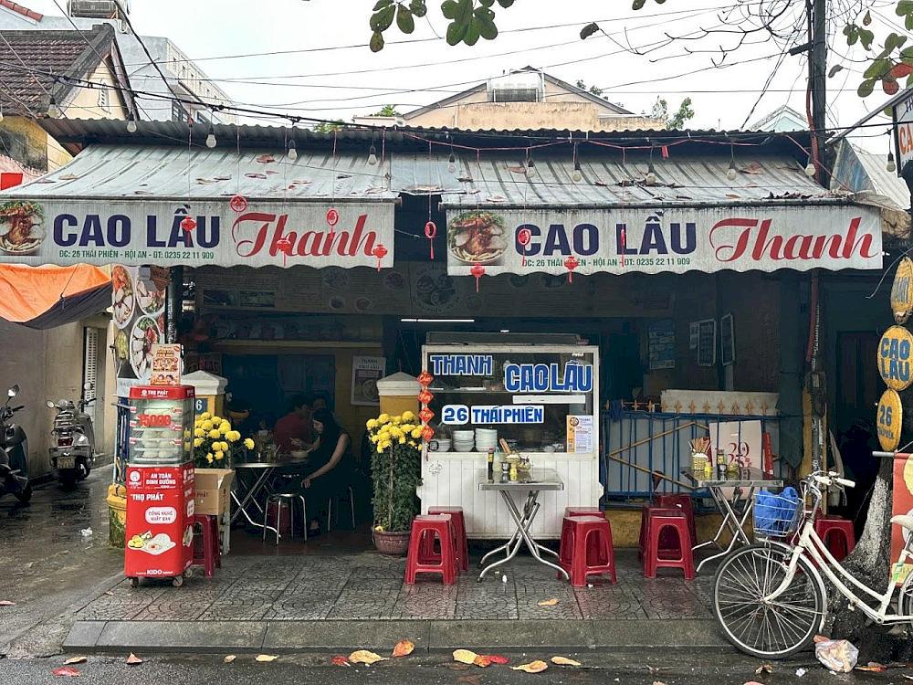 This humble spot at 26 Thai Phien has been serving legendary cao lau for generations