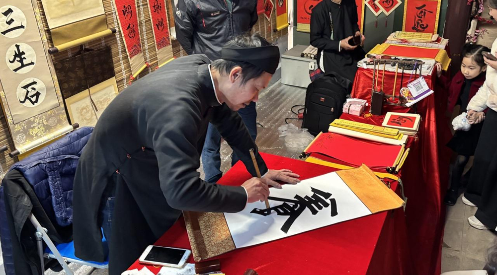 Các hoạt động tâm linh và văn hóa