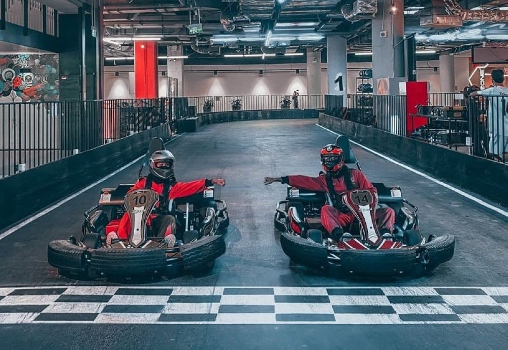 Đua xe điện go kart